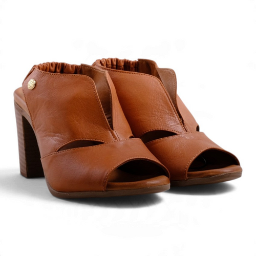 Step Ahead Pesso Shiloh coconut brown leather block-heel sandals with a peep-toe design and elasticated back strap.