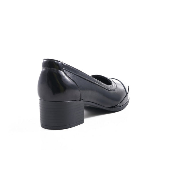 Pesso Waxy Black