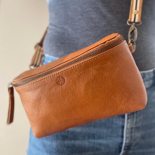 tan leather adjustable bag